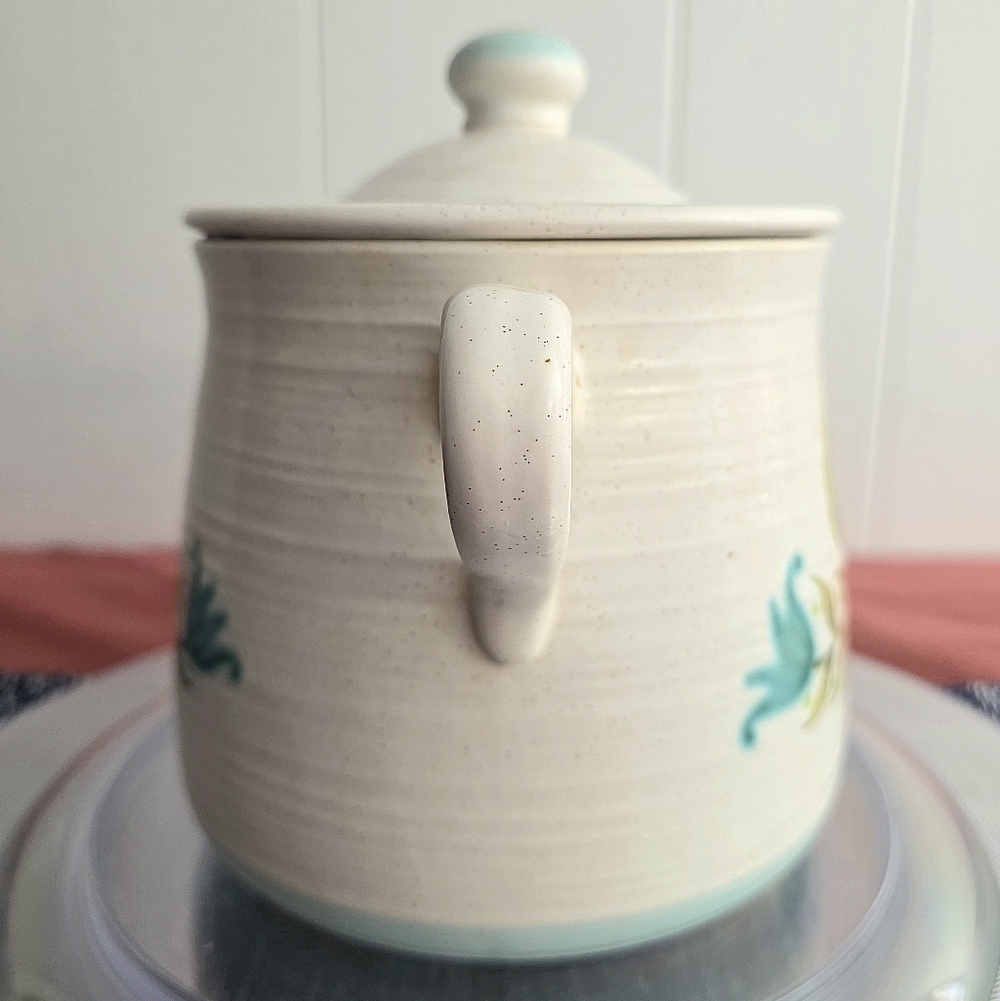 Franciscan Earthenware Tulip Time Bean Pot Exceptional Condition - Picture 3 of 6